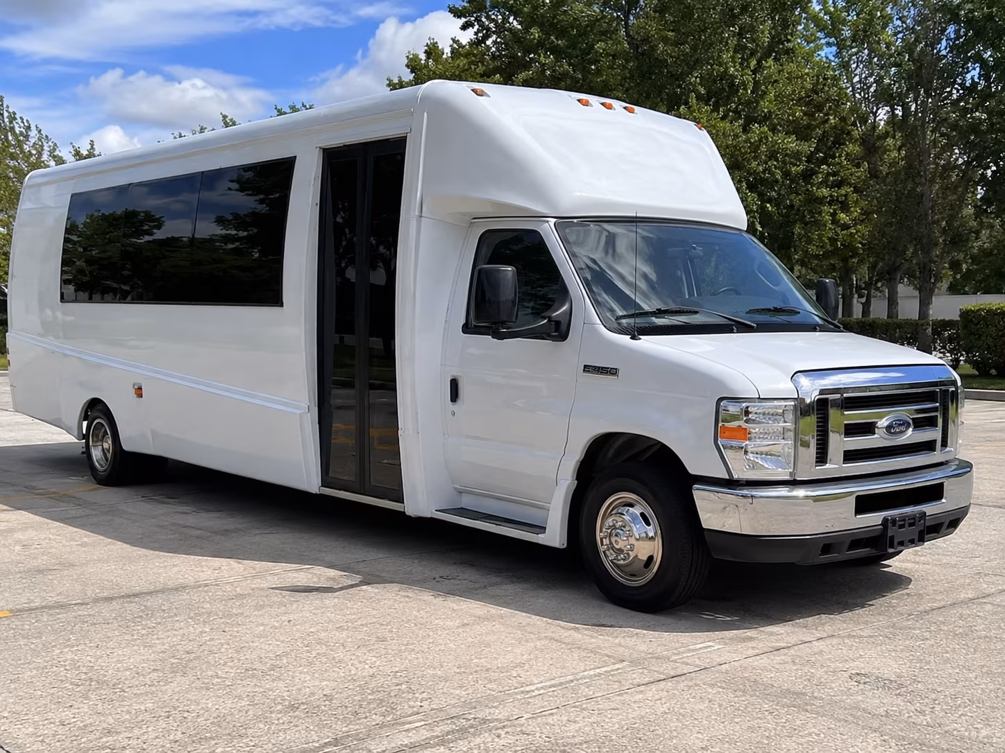 Edinburg Homecoming & Prom Party Bus Rentals