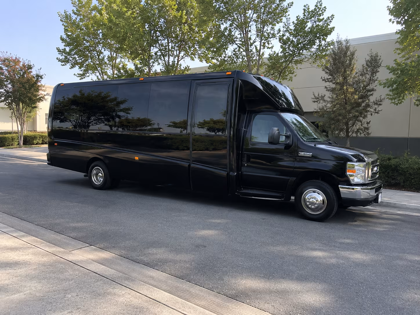 Laredo Birthday, Sweet 16, & Quinceañera Transportation party bus exterior